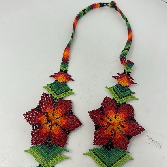 Huichol red flower Colorful Floral Flower Handmade Glass Seed Beaded Necklace - Picture 3 of 7